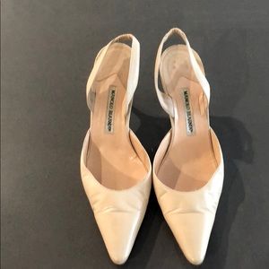 manolo blahnik sling back